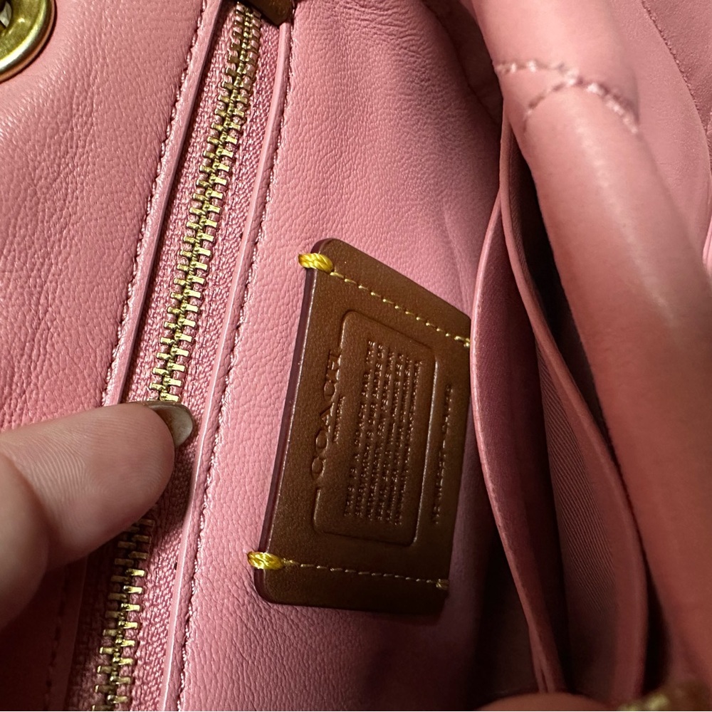 COACH Pink Quilted Chain Shoulder/ Crossbody Bag - Picture 3 of 5